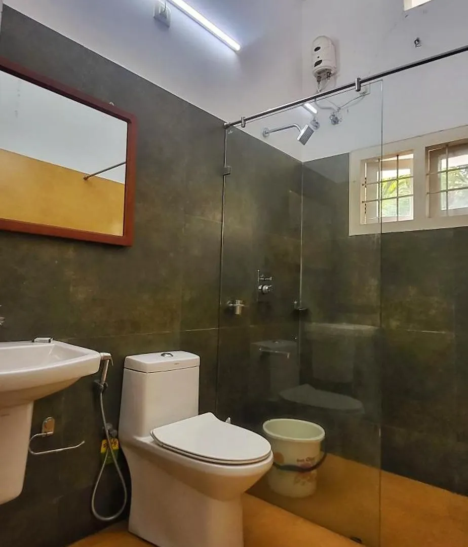 Tkg Serene Private 2Bhk Adimali Anniyar Thozu 0*,